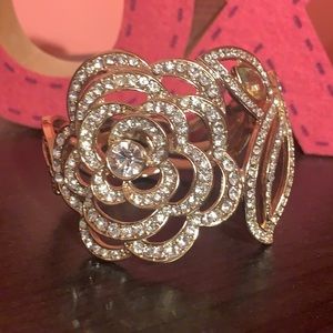 Classy Costume Rose bracelet